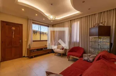 Casa para aluguel - santa branca, 3 quartos,  135 m² - belo horizonte