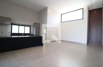 Casa / sobrado em condomínio para aluguel - laranjeiras, 3 quartos,  212 m² - uberlândia