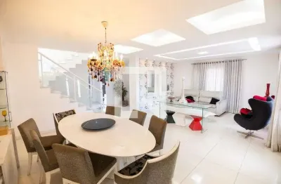 Casa / sobrado em condomínio para aluguel - campo grande, 3 quartos,  600 m² - rio de janeiro
