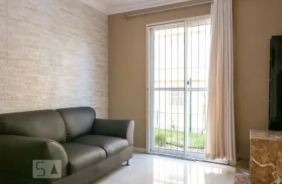 Apartamento com 3 quartos para alugar na Avenida Armando Fajardo, Igara, Canoas