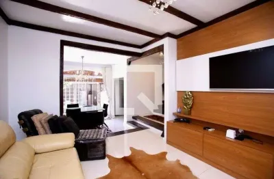 Casa / sobrado em condomínio para aluguel - santa tereza , 3 quartos,  200 m² - porto alegre