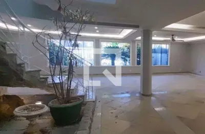 Casa / sobrado em condomínio para aluguel - taquara, 6 quartos,  650 m² - rio de janeiro