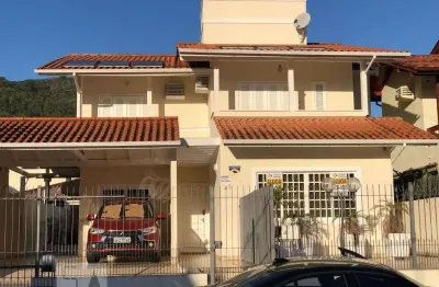 Casa para aluguel - itacorubi, 3 quartos,  277 m² - florianópolis