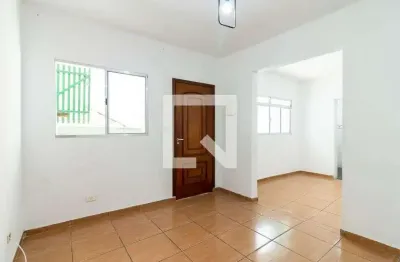 Casa com 2 quartos para alugar na Rua Piracanjuba, Casa Verde, São Paulo