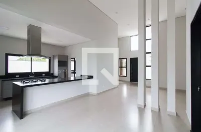 Casa / sobrado em condomínio para aluguel - green valley, 3 quartos,  260 m² - votorantim