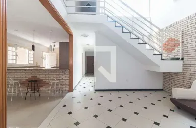 Casa para aluguel - vila aurea, 4 quartos,  387 m² - poá