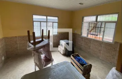 Casa para aluguel - saracuruna, 1 quarto,  40 m² - duque de caxias