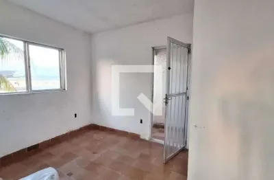 Casa para aluguel - saracuruna, 1 quarto,  80 m² - duque de caxias