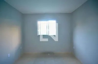 Casa com 2 quartos para alugar na Rua Chaminé, Boa Vista, Nova Iguaçu