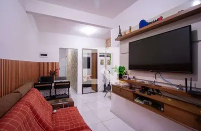 Casa para aluguel - vila três, 2 quartos,  50 m² - são gonçalo