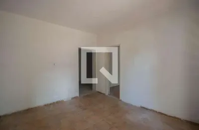 Casa com 3 quartos para alugar na Rua Major Januário Ribeiro, Rocha, São Gonçalo