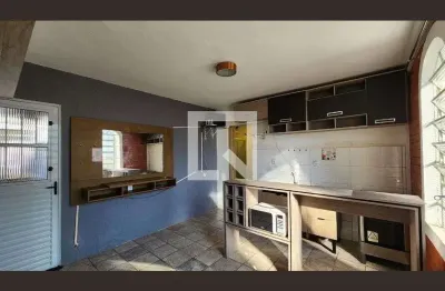 Casa para alugar na rua jundiaí, jardim paulista, várzea paulista por r$ 994