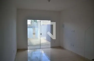 Casa para aluguel - são vicente, 2 quartos,  125 m² - belford roxo
