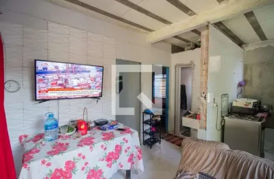 Casa para aluguel - tropical, 2 quartos,  200 m² - contagem