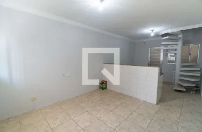 Casa com 2 quartos para alugar na Rua Antônio Madi, Jabaquara, São Paulo