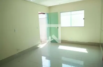 Casa para aluguel - setor faicalville, 2 quartos,  140 m² - goiânia