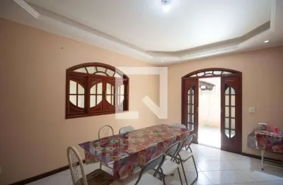 Casa para aluguel - jardim califórnia, 3 quartos,  251 m² - são gonçalo