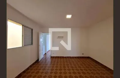 Casa com 1 quarto para alugar na Rua Francisco Lipi, Água Fria, São Paulo