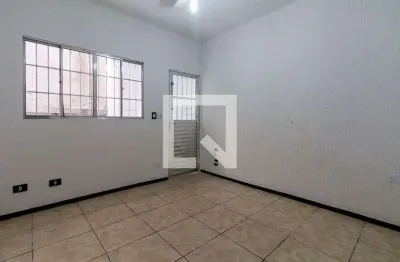 Casa com 3 quartos para alugar na Rua Oito de Dezembro, Itaquera, São Paulo