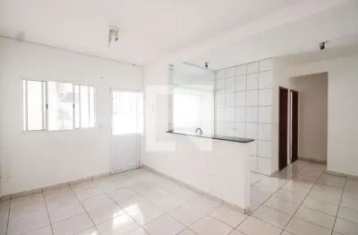 Casa com 2 quartos para alugar na Rua Gregório Lopes, Santana, São Paulo