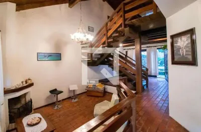 Casa para aluguel - cavalhada, 3 quartos,  219 m² - porto alegre