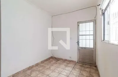 Casa com 1 quarto para alugar na Rua Sorocaba, Jardim Célia, Guarulhos