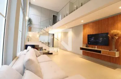 Casa / sobrado em condomínio para aluguel - laranjeiras, 4 quartos,  331 m² - uberlândia