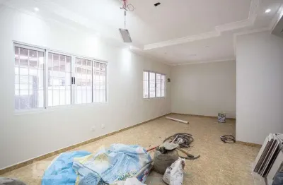 Casa com 2 quartos para alugar na Rua José Alves, Jardim Roberto, Osasco