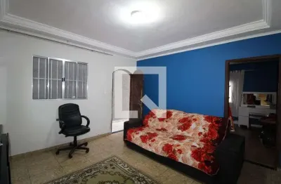 Casa com 2 quartos para alugar na Rua Moacir Ramos da Silva, Vila Ema, São Paulo