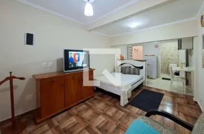 Apartamento para alugar na rua mário guido ferrazo, cidade ocian, praia grande por r$ 1.200