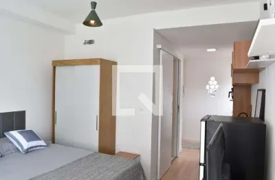 Kitnet / stúdio para aluguel - centro, 1 quarto,  27 m² - curitiba