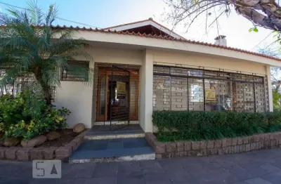 Casa para aluguel - três figueiras, 4 quartos,  267 m² - porto alegre