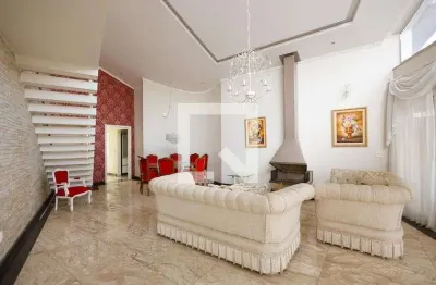 Casa / sobrado em condomínio para aluguel - esplanada independência, 3 quartos,  440 m² - taubaté