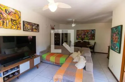 Casa para aluguel - engenho do mato, 3 quartos,  570 m² - niterói