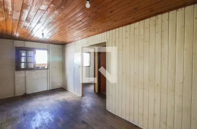 Casa com 2 quartos para alugar na Rua Tamoio, Niterói, Canoas