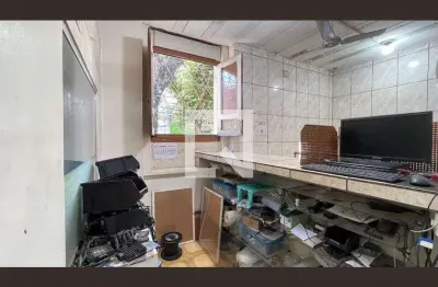 Casa com 2 quartos para alugar na Rua Pereira de Siqueira, Tijuca, Rio de Janeiro