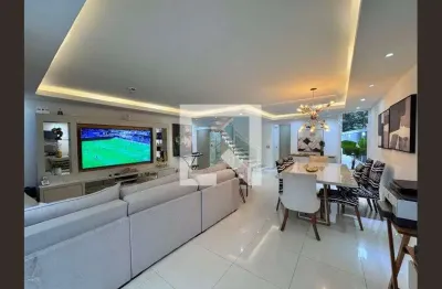 Casa / sobrado em condomínio para aluguel - vargem grande, 3 quartos,  279 m² - rio de janeiro