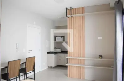Kitnet / stúdio para aluguel - centro, 1 quarto,  23 m² - curitiba