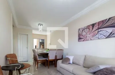 Casa com 3 quartos para alugar na Rua Irmã Flávia Borlet, Hauer, Curitiba