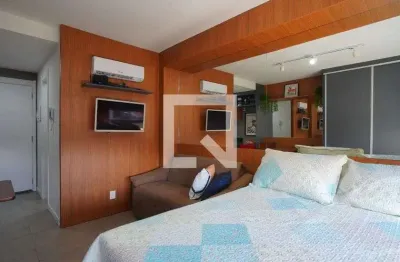 Apartamento para aluguel - rio branco, 1 quarto,  25 m² - porto alegre