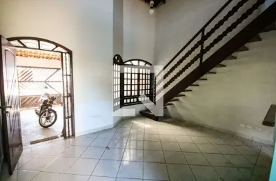 Casa para aluguel - maracanã, 2 quartos,  123 m² - praia grande