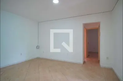 Casa para aluguel - navegantes, 2 quartos,  90 m² - porto alegre