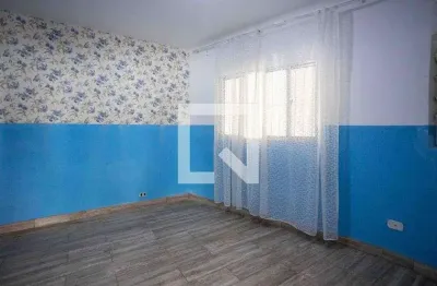 Casa com 2 quartos para alugar na Rua Araújo Lima, Piraporinha, Diadema