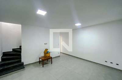 Casa com 2 quartos para alugar na Rua Visconde de Guaratiba, Ipiranga, São Paulo