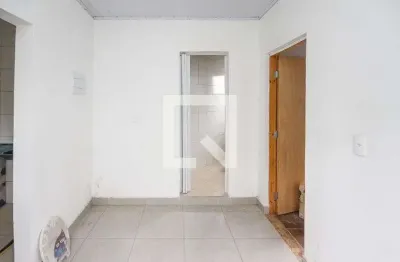 Casa com 1 quarto para alugar na Rua Manderá, Vila Alpina, São Paulo