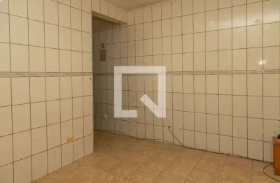 Casa para aluguel - conceição, 1 quarto,  10 m² - diadema