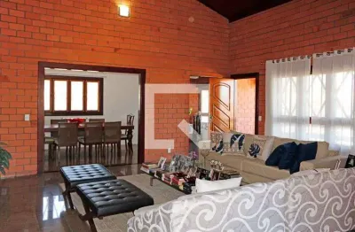 Casa / sobrado em condomínio para aluguel - condomínio estância marambaia, 6 quartos,  384 m² - vinhedo