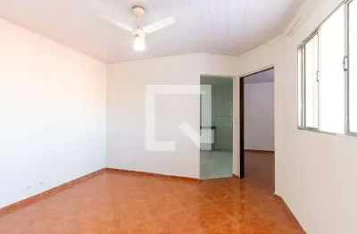 Casa com 2 quartos para alugar na Rua Rosália Sandoval, Vila Alpina, São Paulo