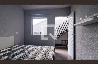 Kitnet / stúdio para aluguel - uberaba, 1 quarto,  25 m² - curitiba
