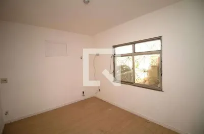 Casa com 1 quarto para alugar na Rua Grucai, Penha, Rio de Janeiro